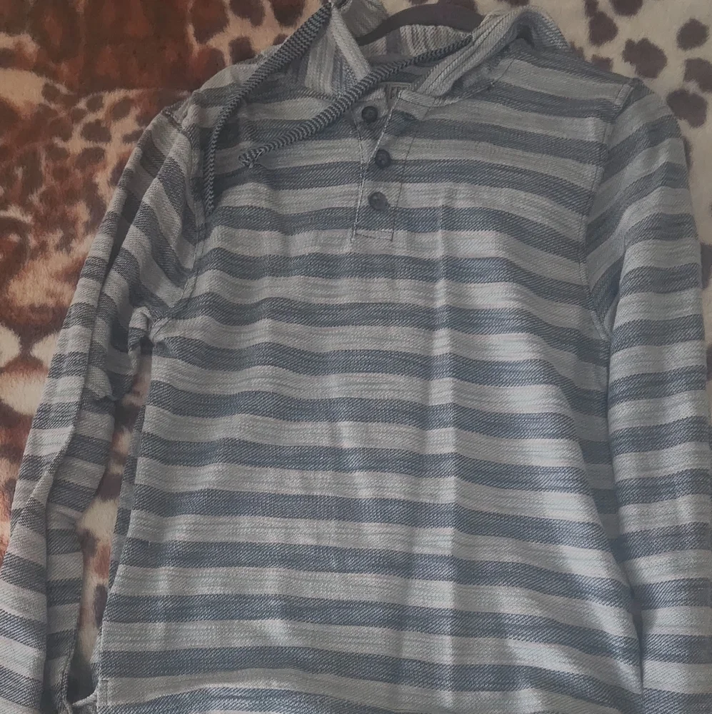 Sweater - Picture 2 of 2